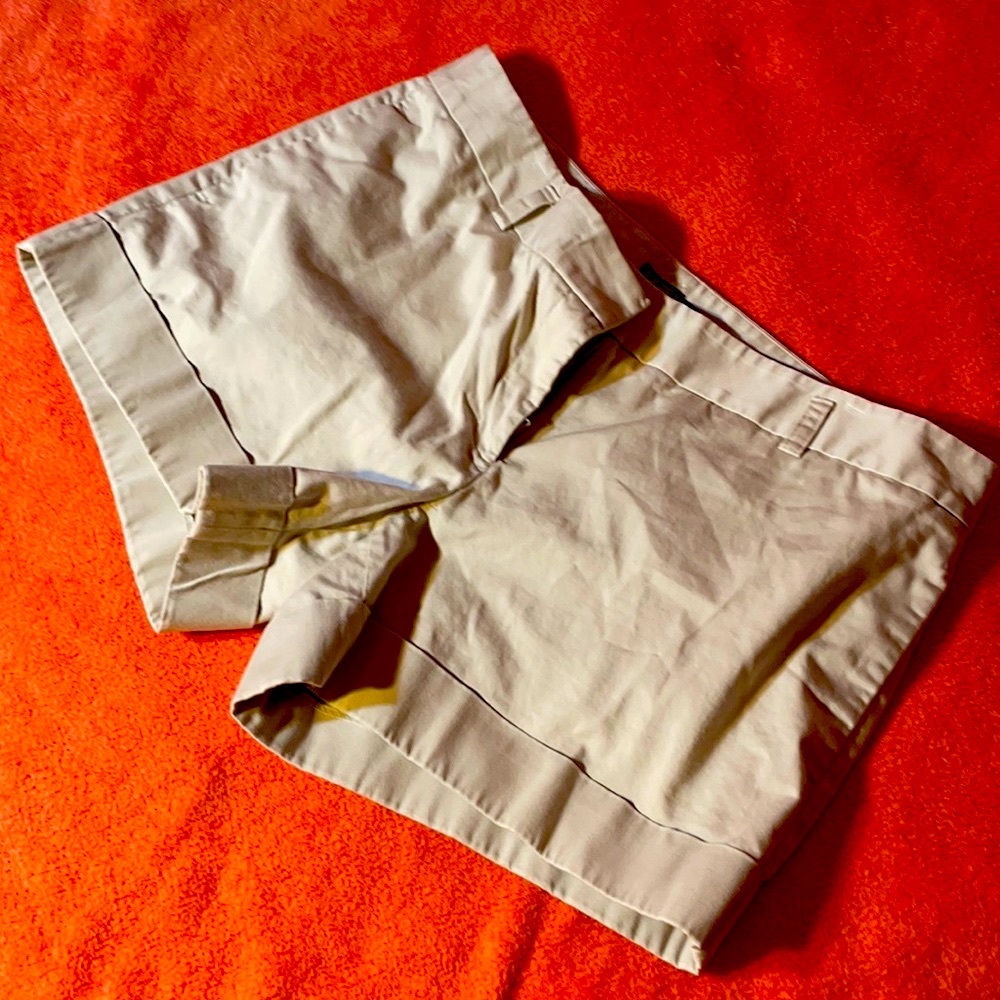 GUESS Khaki’s